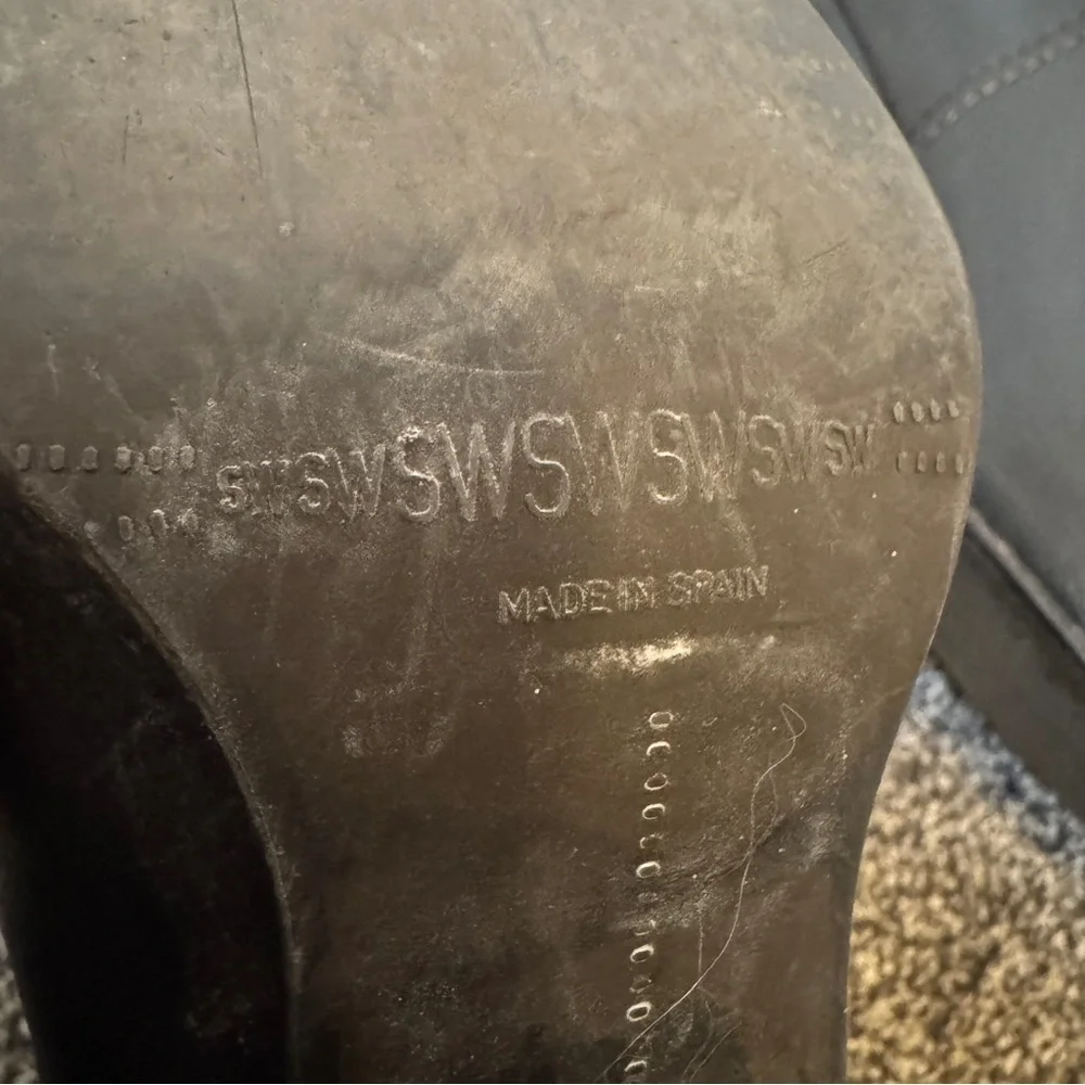 Stuart Weitzman Women’s Hipgal Leather Zip Ankle Western Booties Black Size 6.5 - Picture 10 of 10